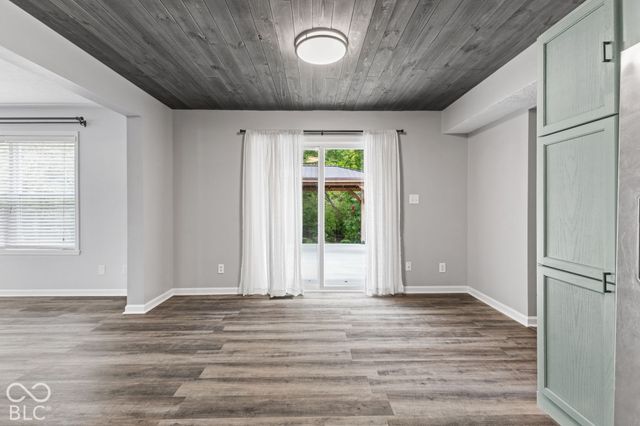 6459 Woodhaven Court, Avon, IN 46123
