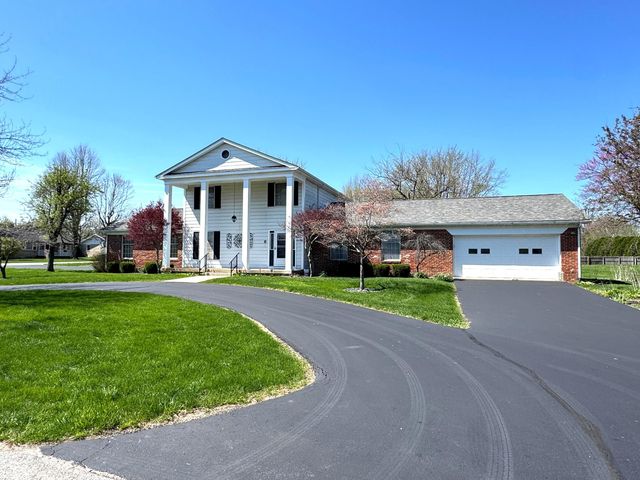 353 E Rivercrest Drive, Rushville, IN 46173