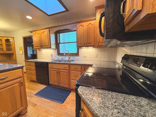 353 E Rivercrest Drive, Rushville, IN 46173