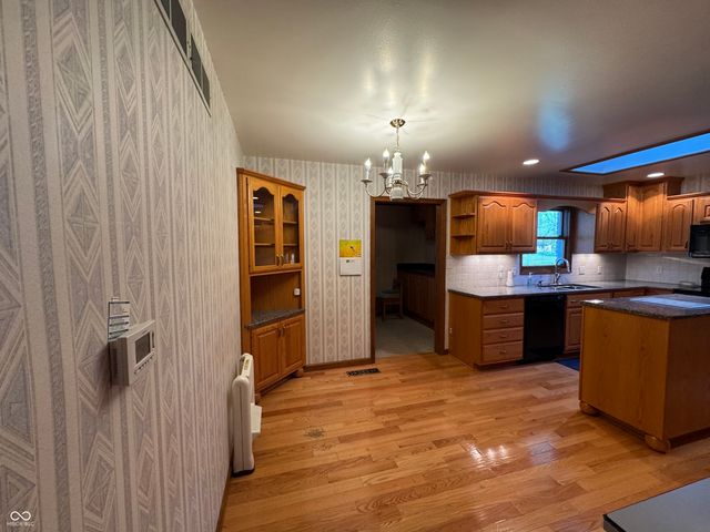 353 E Rivercrest Drive, Rushville, IN 46173