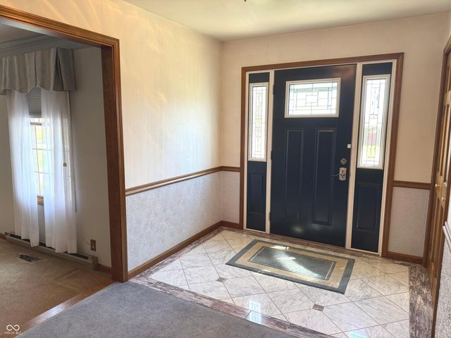 353 E Rivercrest Drive, Rushville, IN 46173