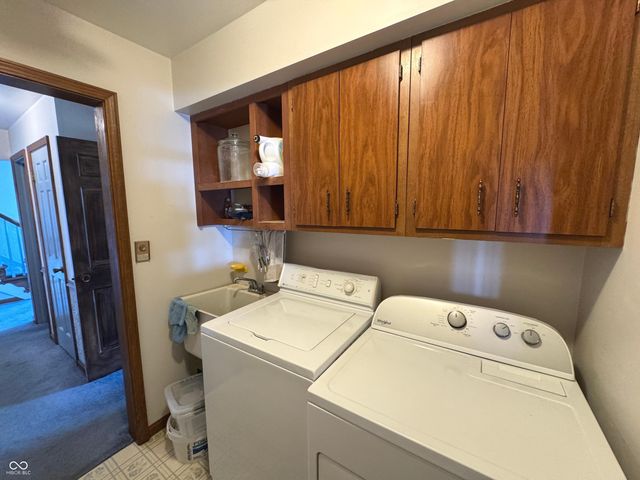 353 E Rivercrest Drive, Rushville, IN 46173