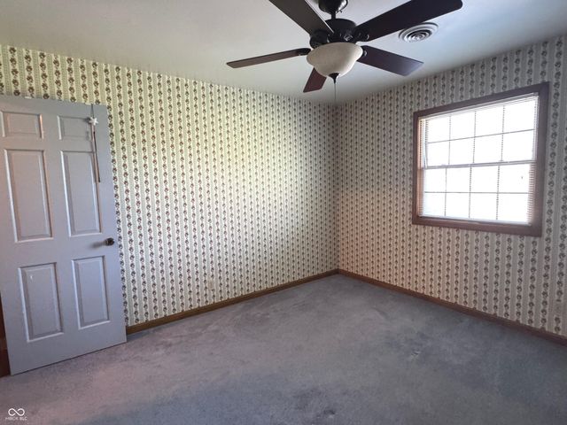 353 E Rivercrest Drive, Rushville, IN 46173