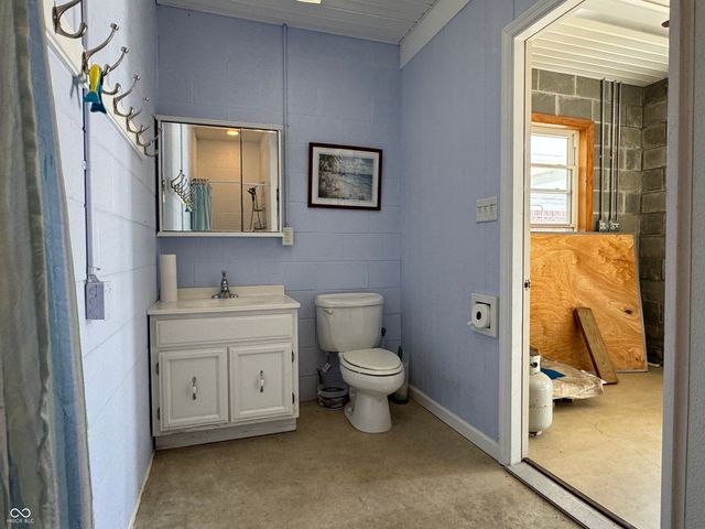 353 E Rivercrest Drive, Rushville, IN 46173
