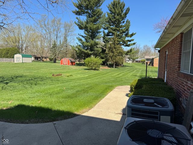 353 E Rivercrest Drive, Rushville, IN 46173