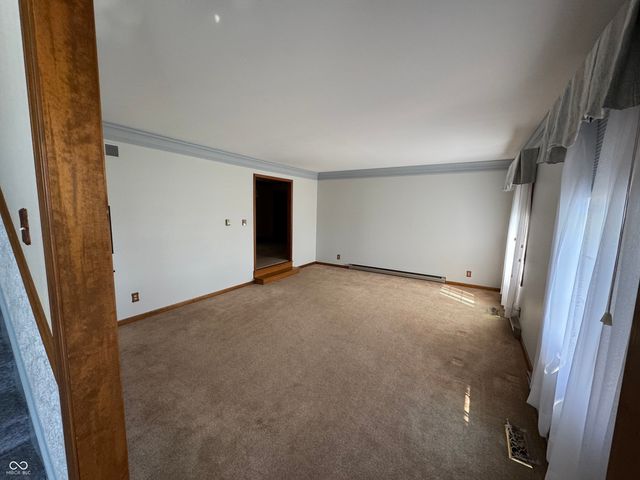 353 E Rivercrest Drive, Rushville, IN 46173