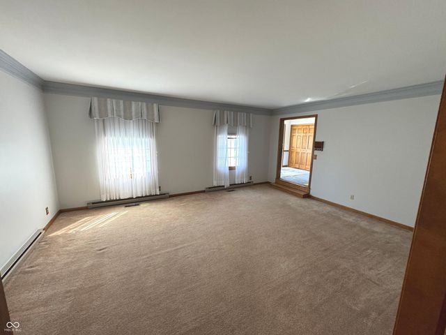 353 E Rivercrest Drive, Rushville, IN 46173