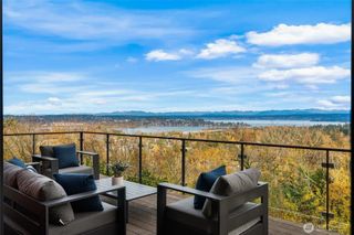 1527 E Howe Street, Seattle, WA 98112