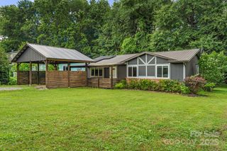 127 Oaken Hill Place, Black Mountain, NC 28711