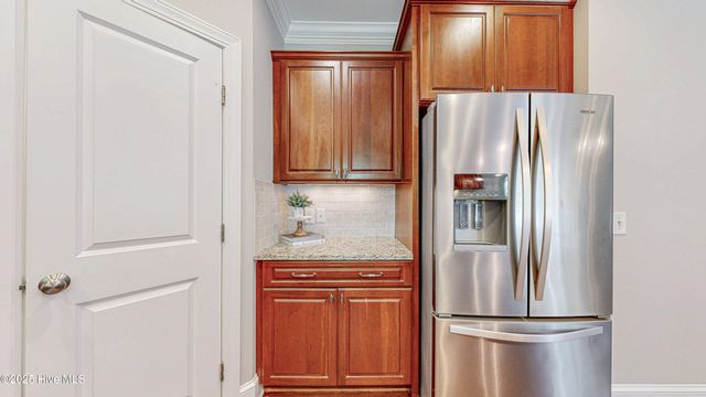689 Cedar Ridge Drive, Winterville, NC 28590