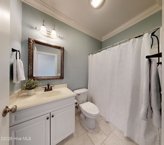 689 Cedar Ridge Drive, Winterville, NC 28590