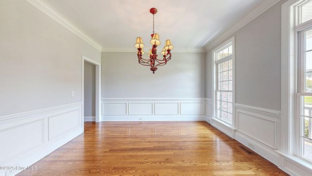 689 Cedar Ridge Drive, Winterville, NC 28590