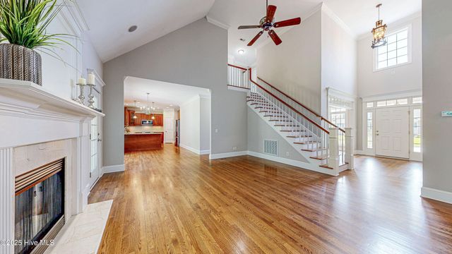 689 Cedar Ridge Drive, Winterville, NC 28590