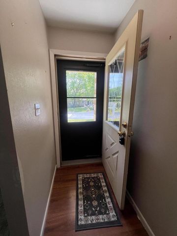 4615 S Woodland DRIVE, Greenfield, WI 53220
