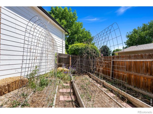3281 McIntosh Court, Loveland, CO 80538