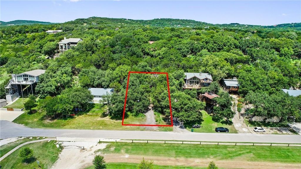 10306 Lakeside DR, Jonestown, TX 78645