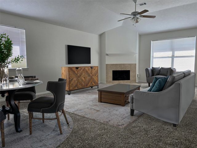 32223 Decker Oaks Drive, Pinehurst, TX 77362