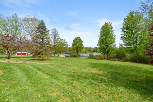 35485 CR 665, Paw Paw, MI 49079