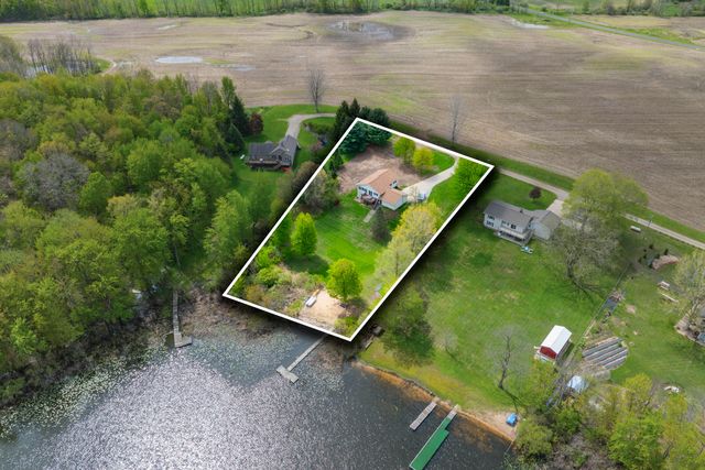 35485 CR 665, Paw Paw, MI 49079