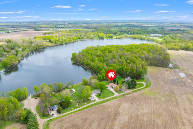 35485 CR 665, Paw Paw, MI 49079