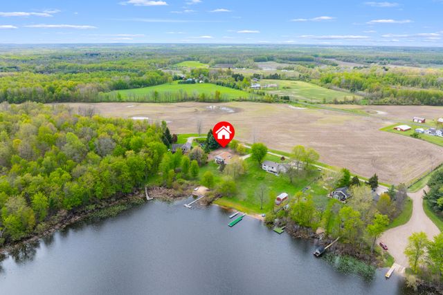 35485 CR 665, Paw Paw, MI 49079
