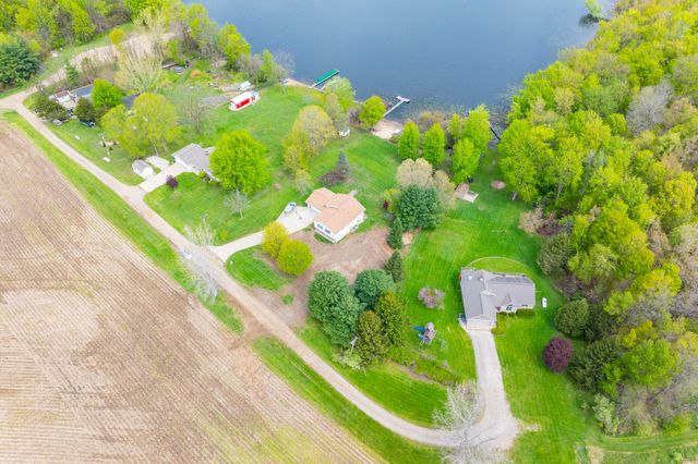 35485 CR 665, Paw Paw, MI 49079