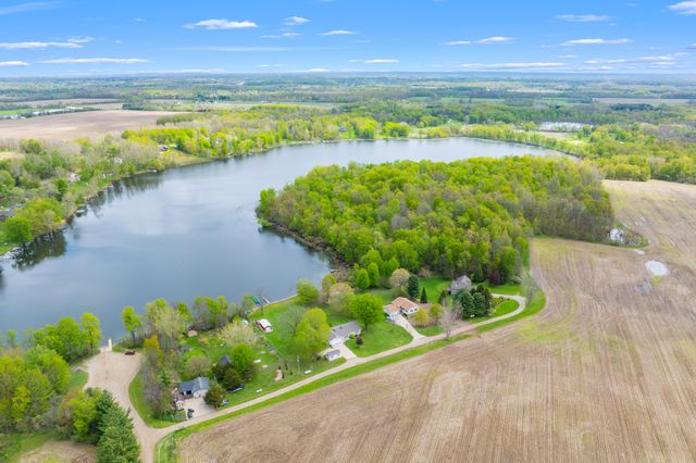 35485 CR 665, Paw Paw, MI 49079
