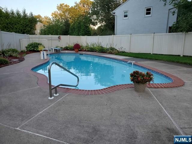 2 Bayberry Drive, Montvale, NJ 07645