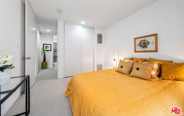 6405 Green Valley Circle 209, Culver City, CA 90230