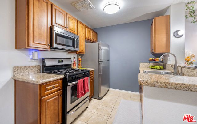 6405 Green Valley Circle 209, Culver City, CA 90230