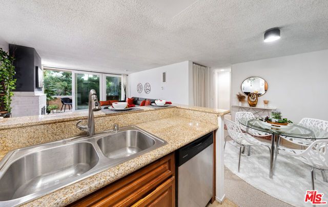 6405 Green Valley Circle 209, Culver City, CA 90230