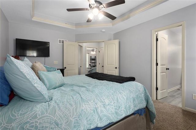 1004 Sloan Circle, Kearney, MO 64060