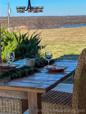 33215 W 56th Street S, Mannford, OK 74044