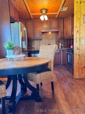 33215 W 56th Street S, Mannford, OK 74044