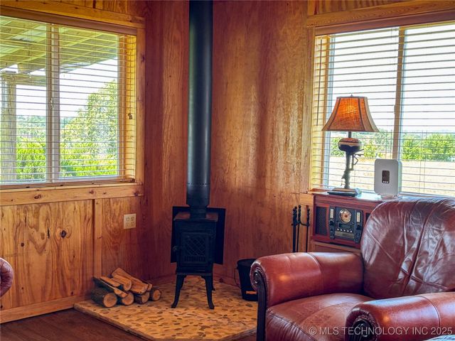 33215 W 56th Street S, Mannford, OK 74044