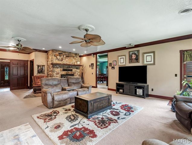 245 Chickadee Lane, Sullivan, MO 63080
