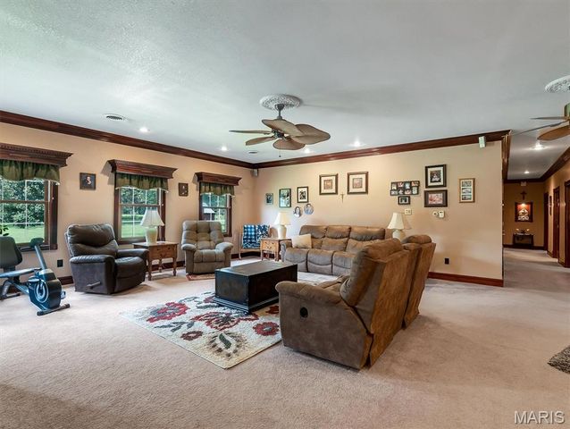 245 Chickadee Lane, Sullivan, MO 63080