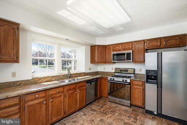 38 CASTLETON RD, Princeton, NJ 08540