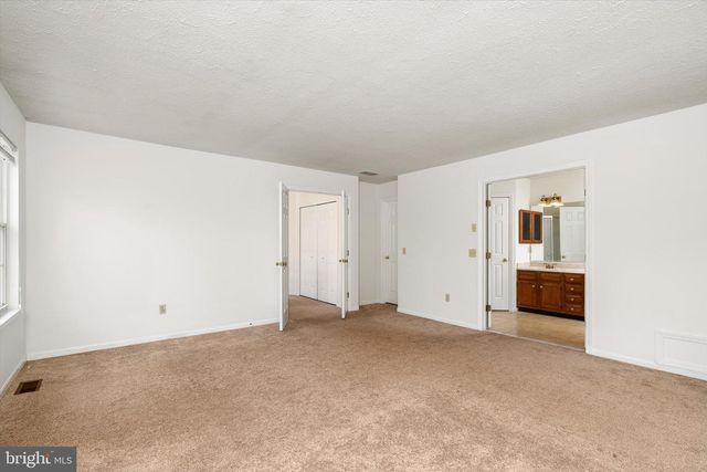 38 CASTLETON RD, Princeton, NJ 08540