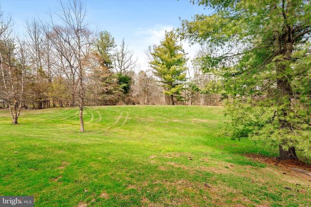 38 CASTLETON RD, Princeton, NJ 08540