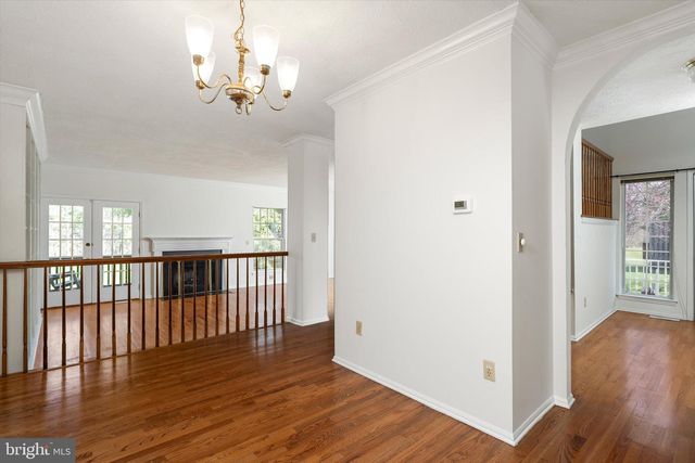 38 CASTLETON RD, Princeton, NJ 08540