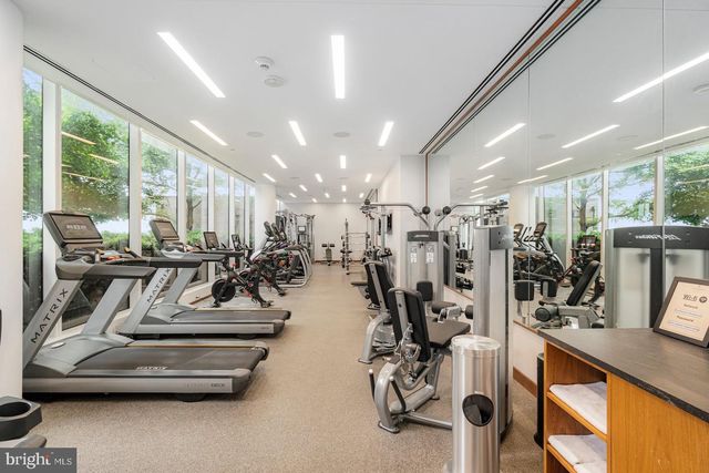 300 International Dr Unit 2407, Baltimore, MD 21202