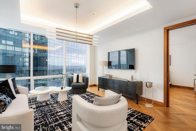 300 International Dr Unit 2407, Baltimore, MD 21202