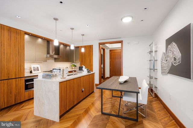 300 International Dr Unit 2407, Baltimore, MD 21202