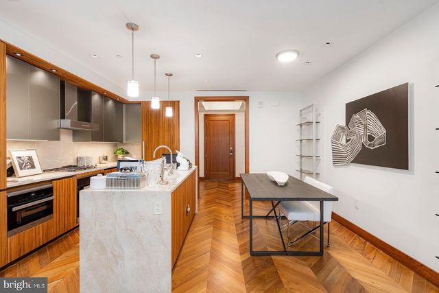 300 International Dr Unit 2407, Baltimore, MD 21202
