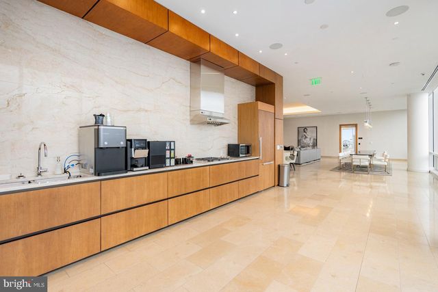 300 International Dr Unit 2407, Baltimore, MD 21202