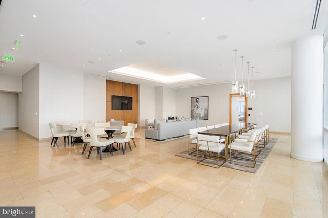 300 International Dr Unit 2407, Baltimore, MD 21202