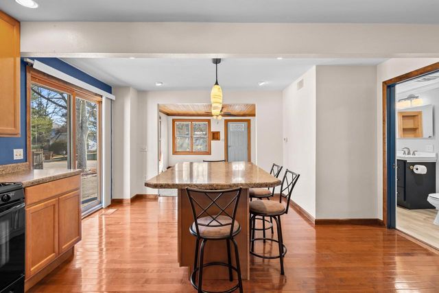 416 W SCOTT STREET, Stevens Point, WI 54481