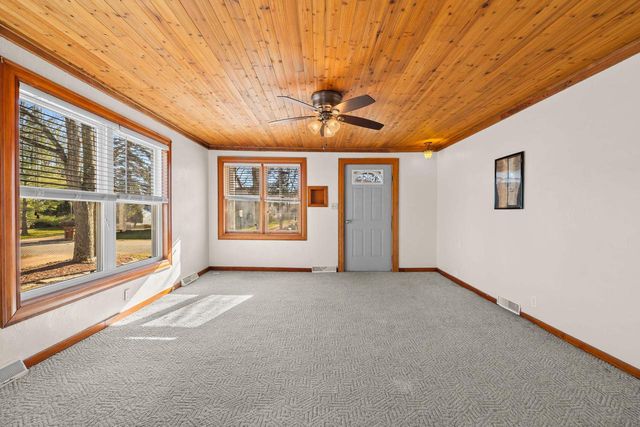 416 W SCOTT STREET, Stevens Point, WI 54481