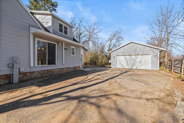 416 W SCOTT STREET, Stevens Point, WI 54481